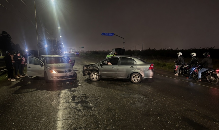 Dos accidentes casi simultáneos movilizaron un amplio operativo policial y sanitario en el este tucumano